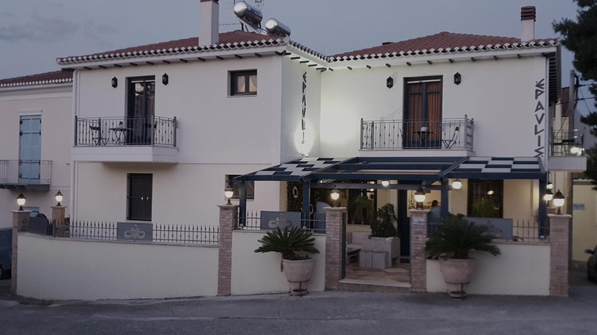 "Epavlis Boutique Galaxidi"酒店 外观 照片
